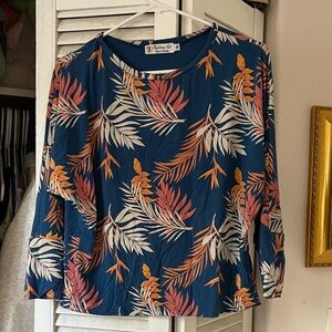 Fighting Eel Blue Leaf Print Women's Top